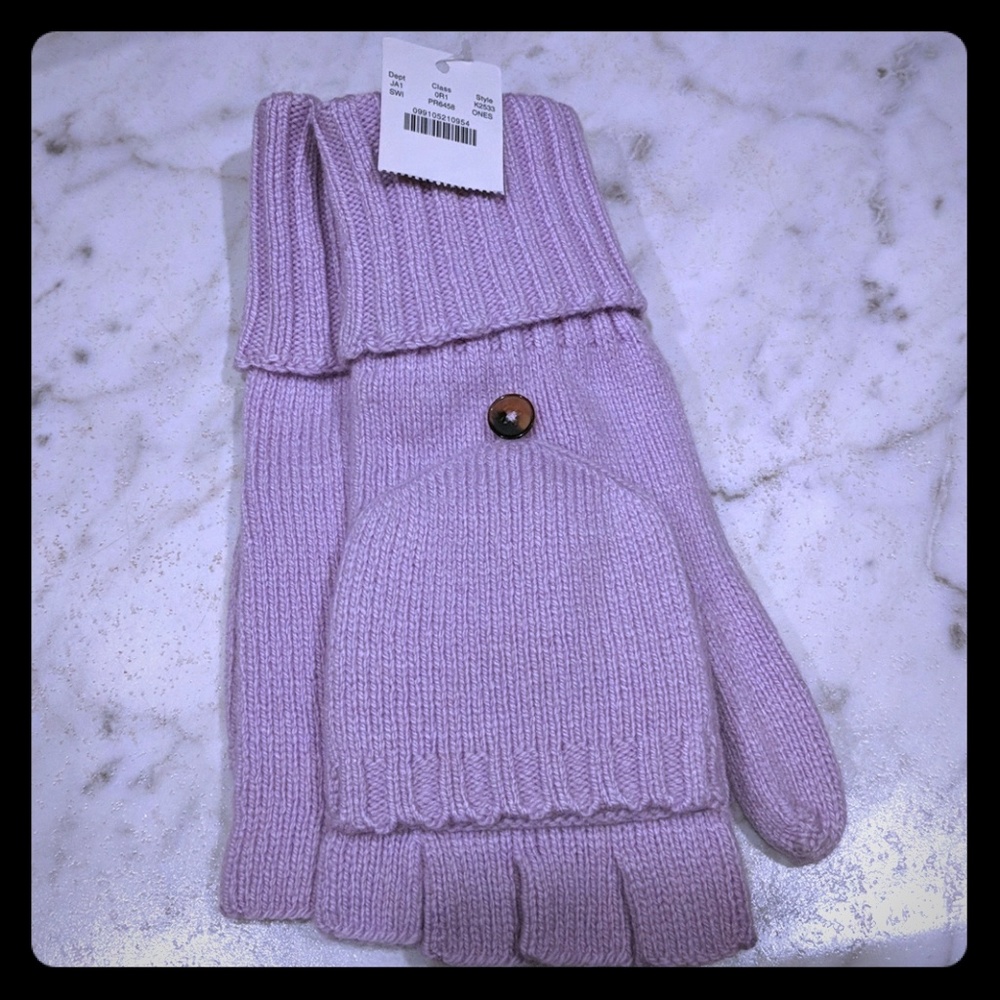 Lavender gloves with mittens